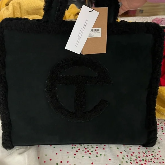 Telfar/Ugg - Picture 2 of 5